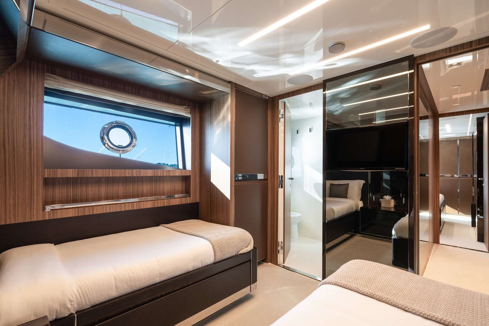 HP6 - Twin cabin - 2024