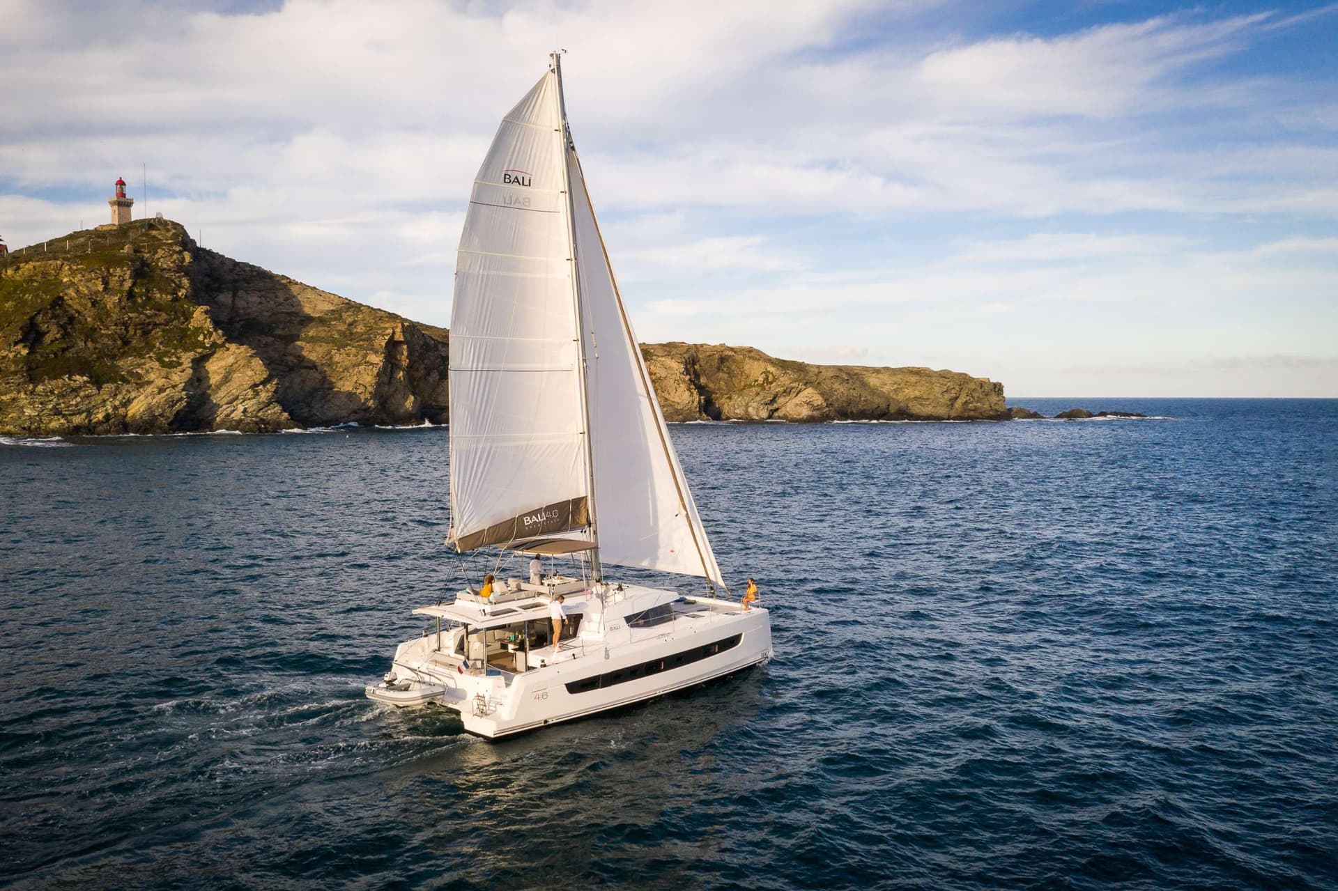 DISFRUTON – Bali Catamarans