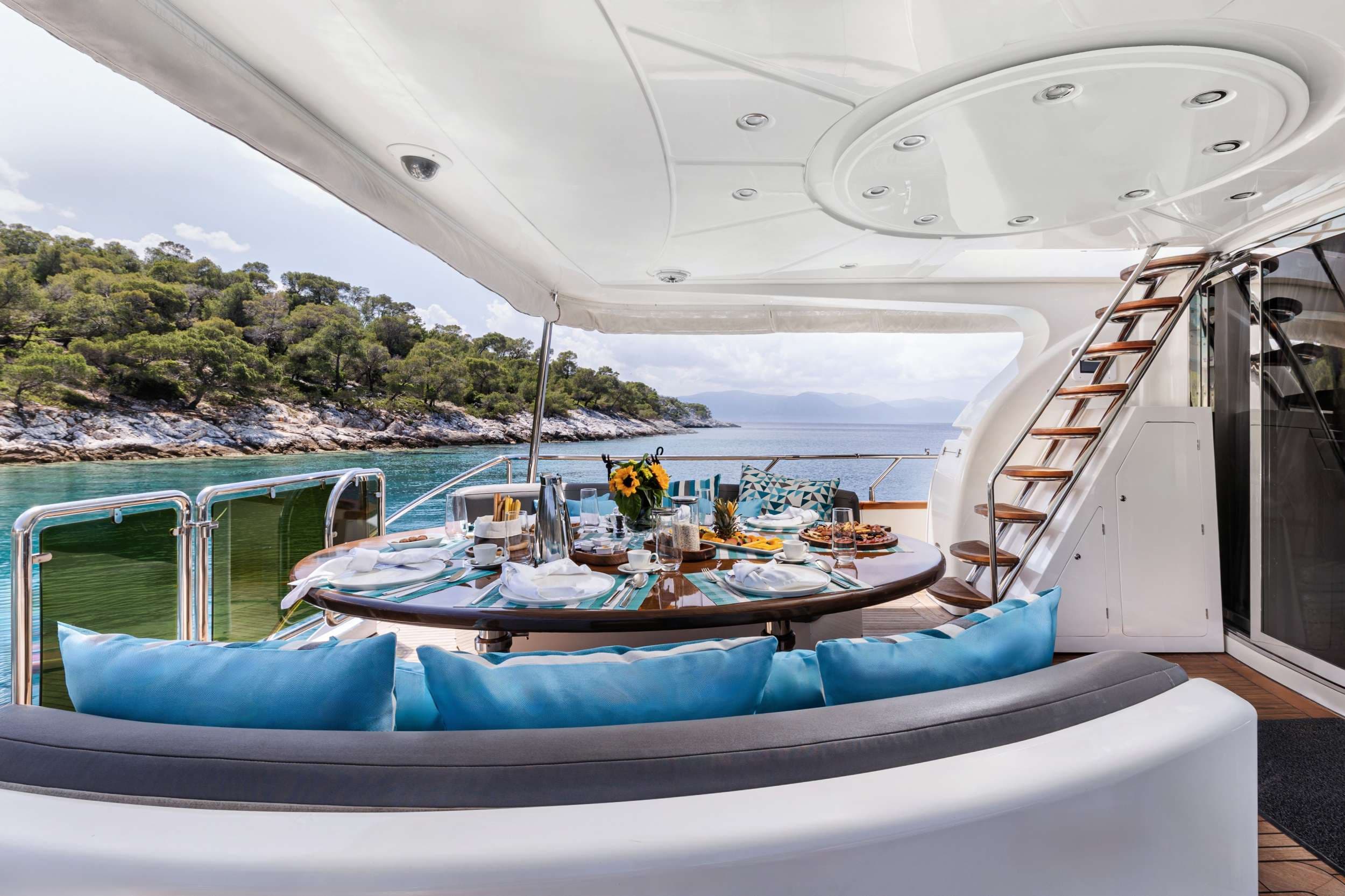 Aft deck