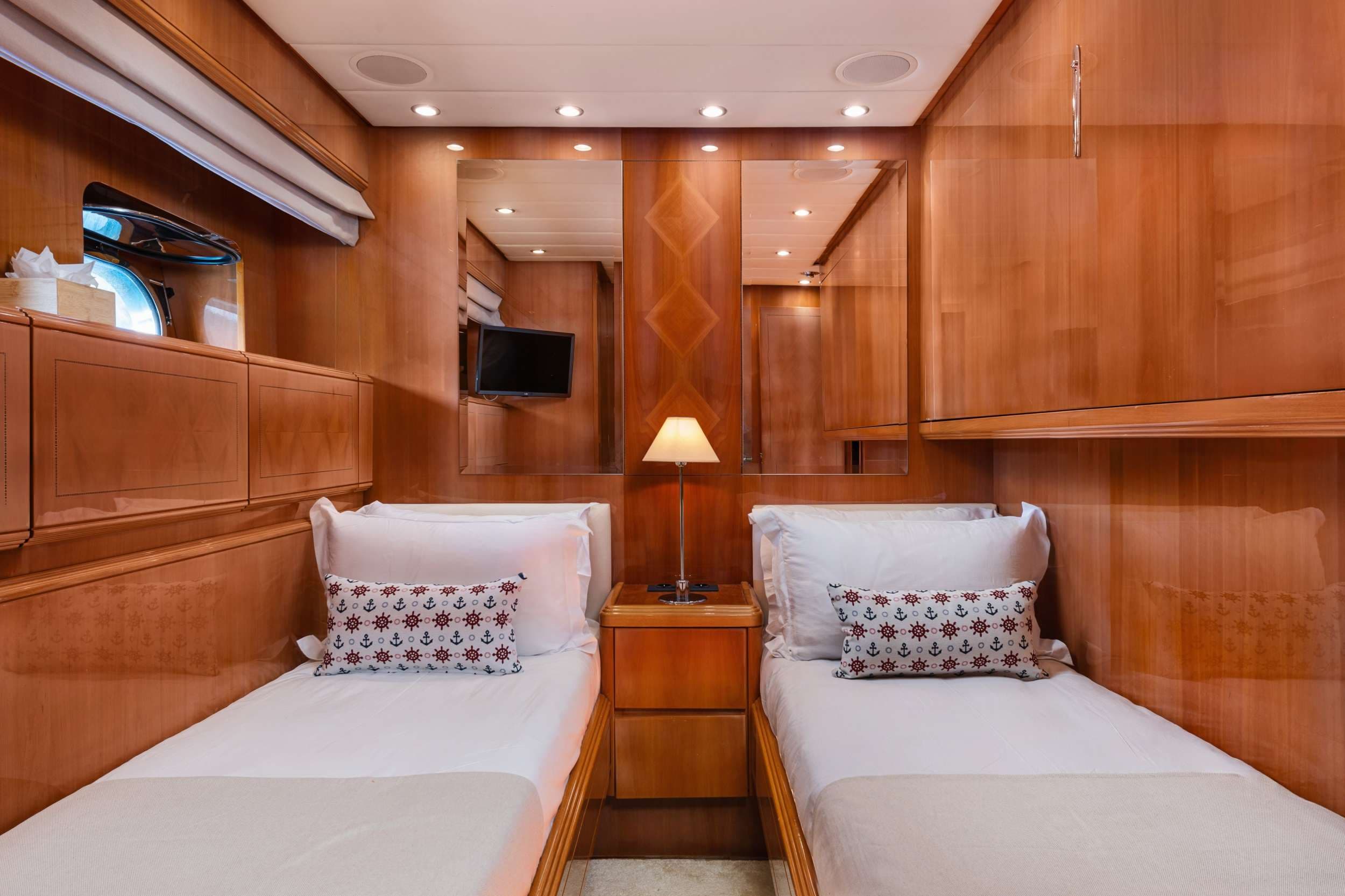 Twin Cabin