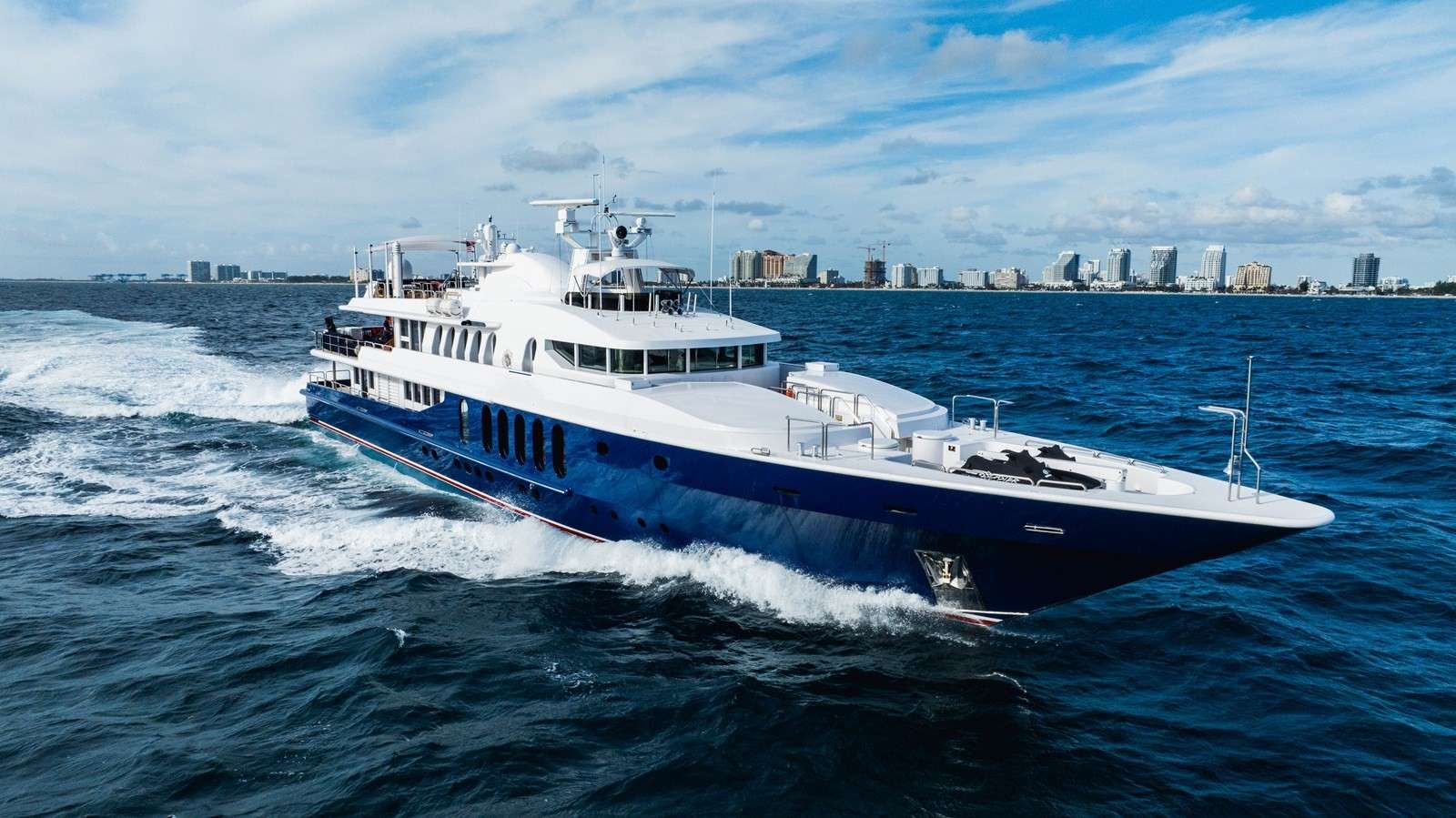 YCM FIFTY – Oceanfast