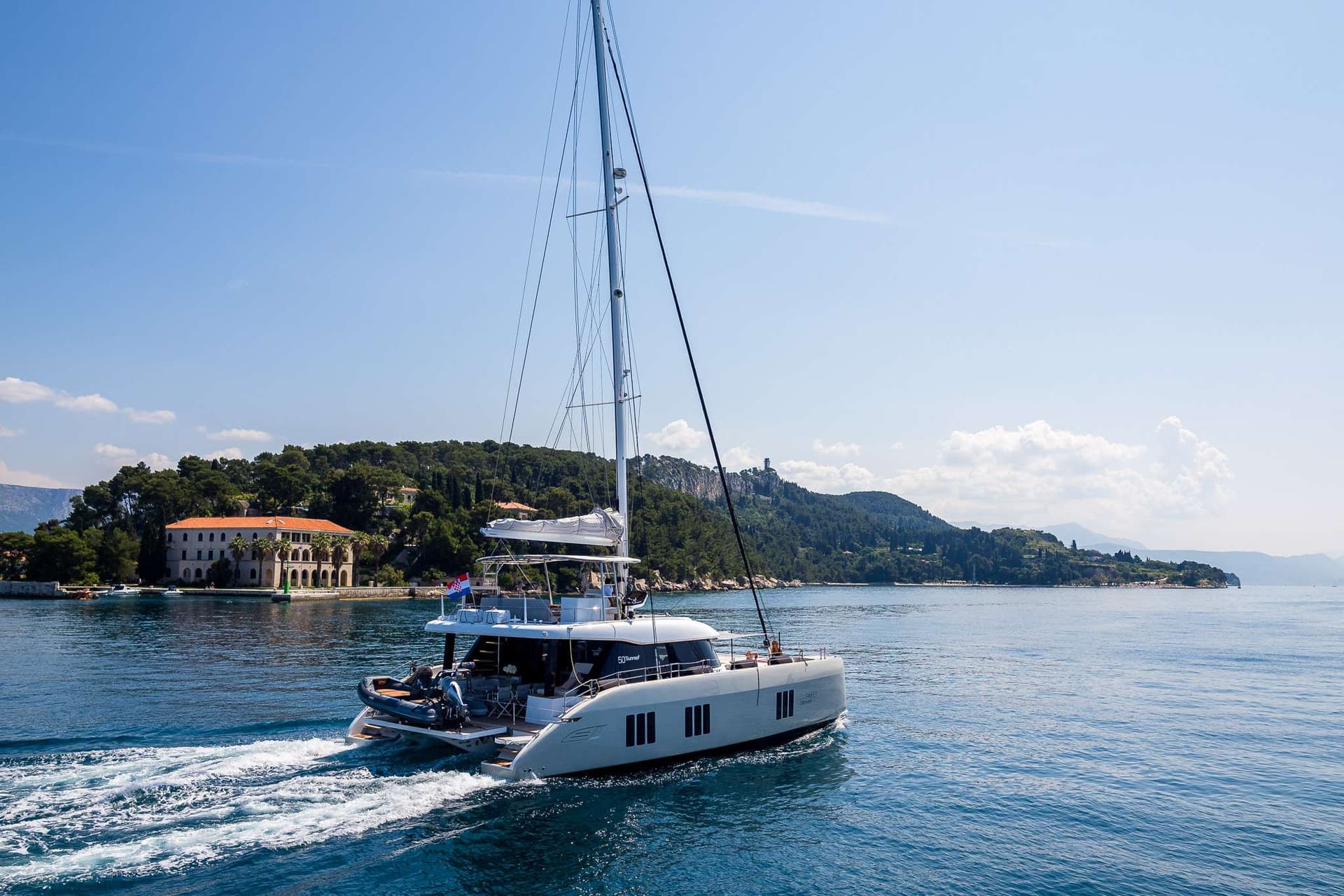 SWEET DREAMS – Sunreef Yachts