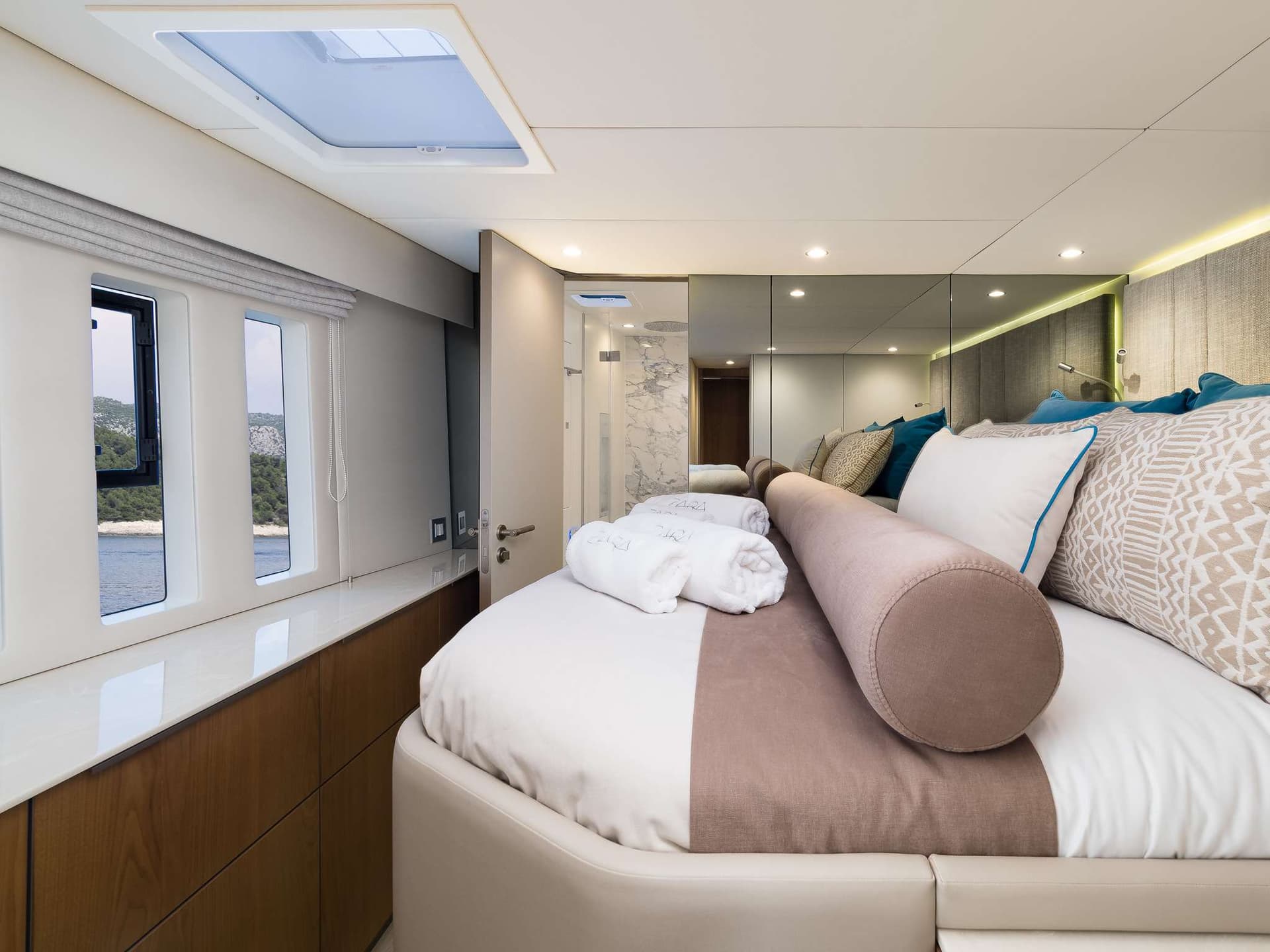 Sunreef 50 ZARA Master Cabin