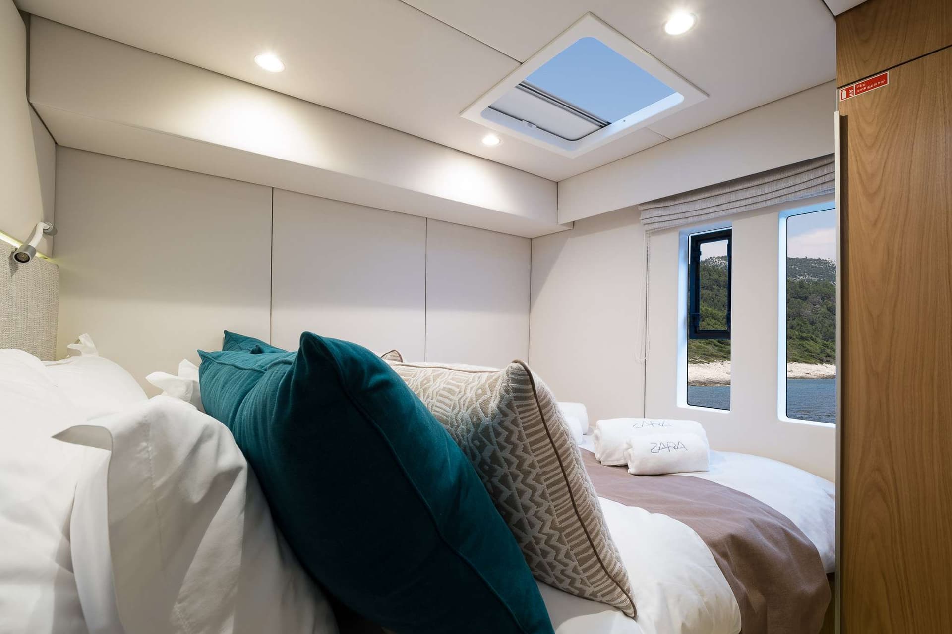Sunreef 50 ZARA Guest cabin