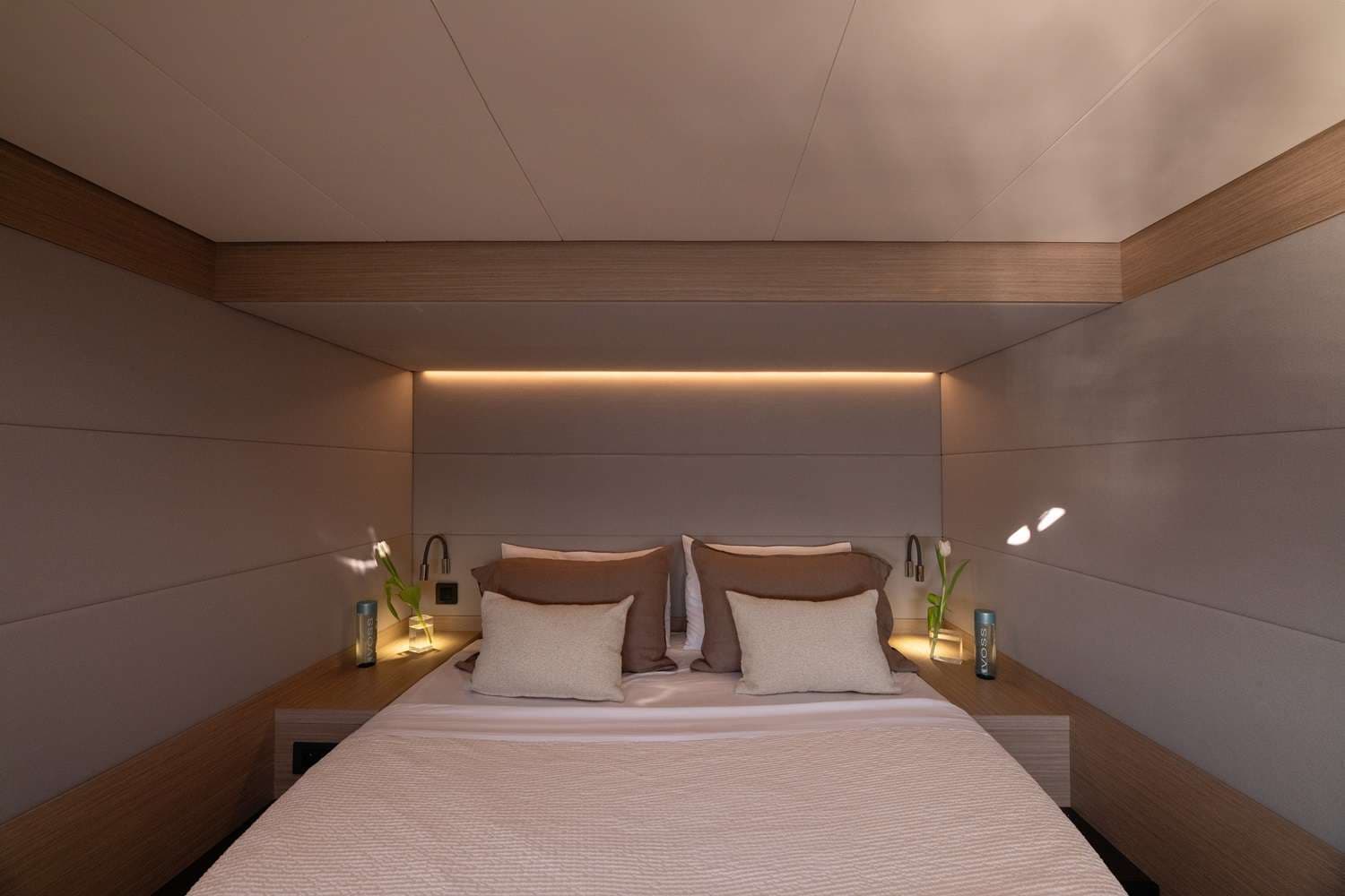 Double cabin