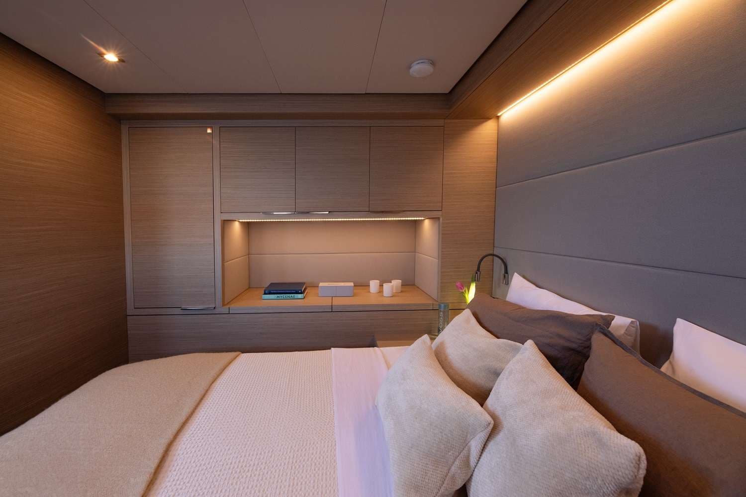 Double cabin other view