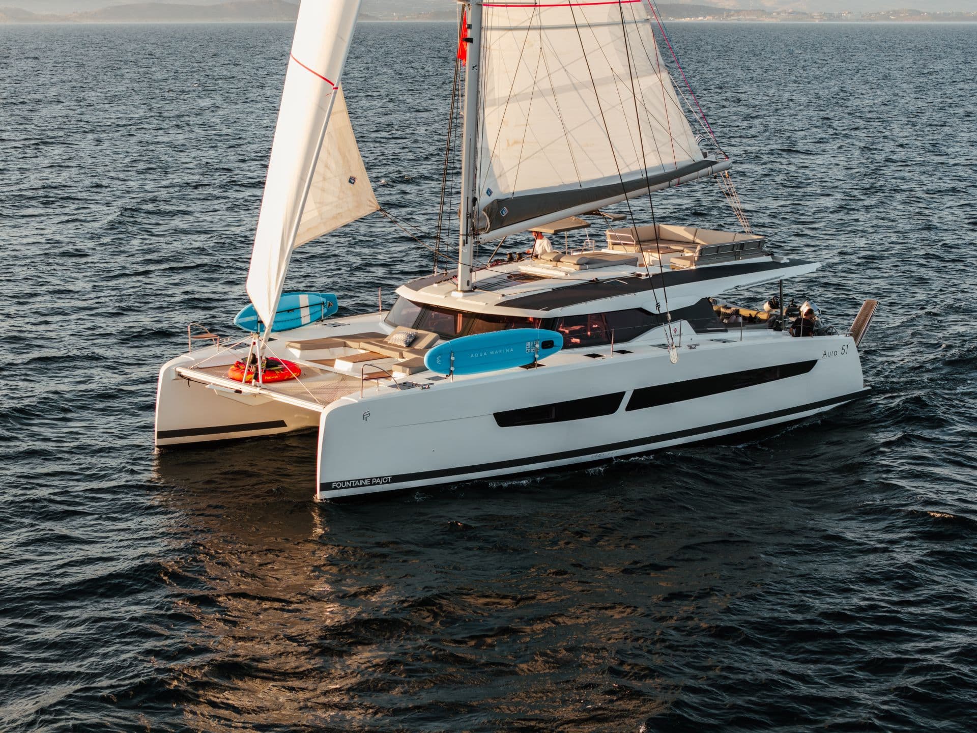 BLUE ONE – Fountaine Pajot