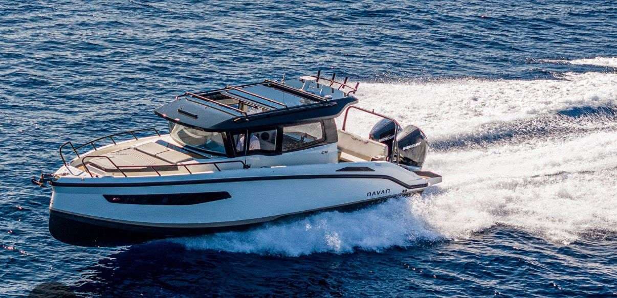 Chase boat