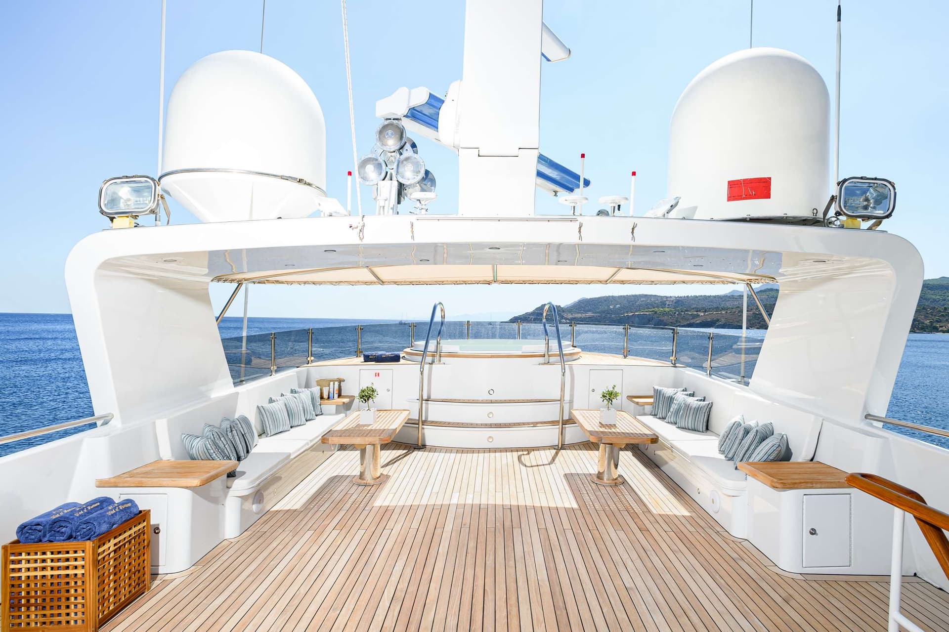 Upper Deck