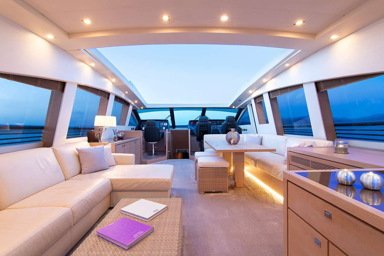 Salon - Open Hard Top