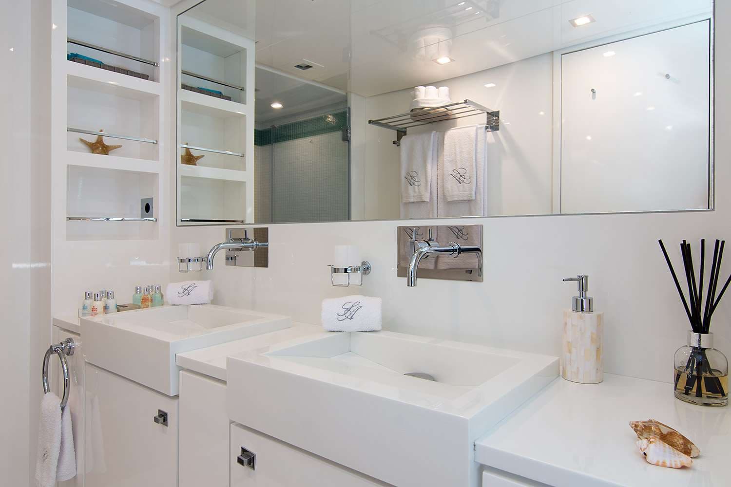 Master Suite - Bath