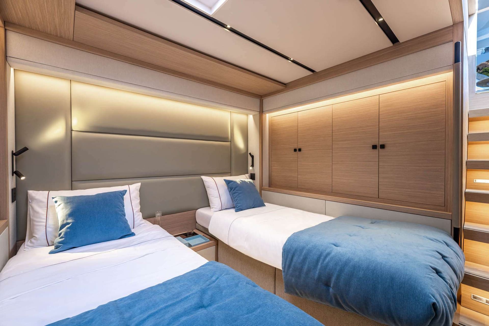 Twin Cabin