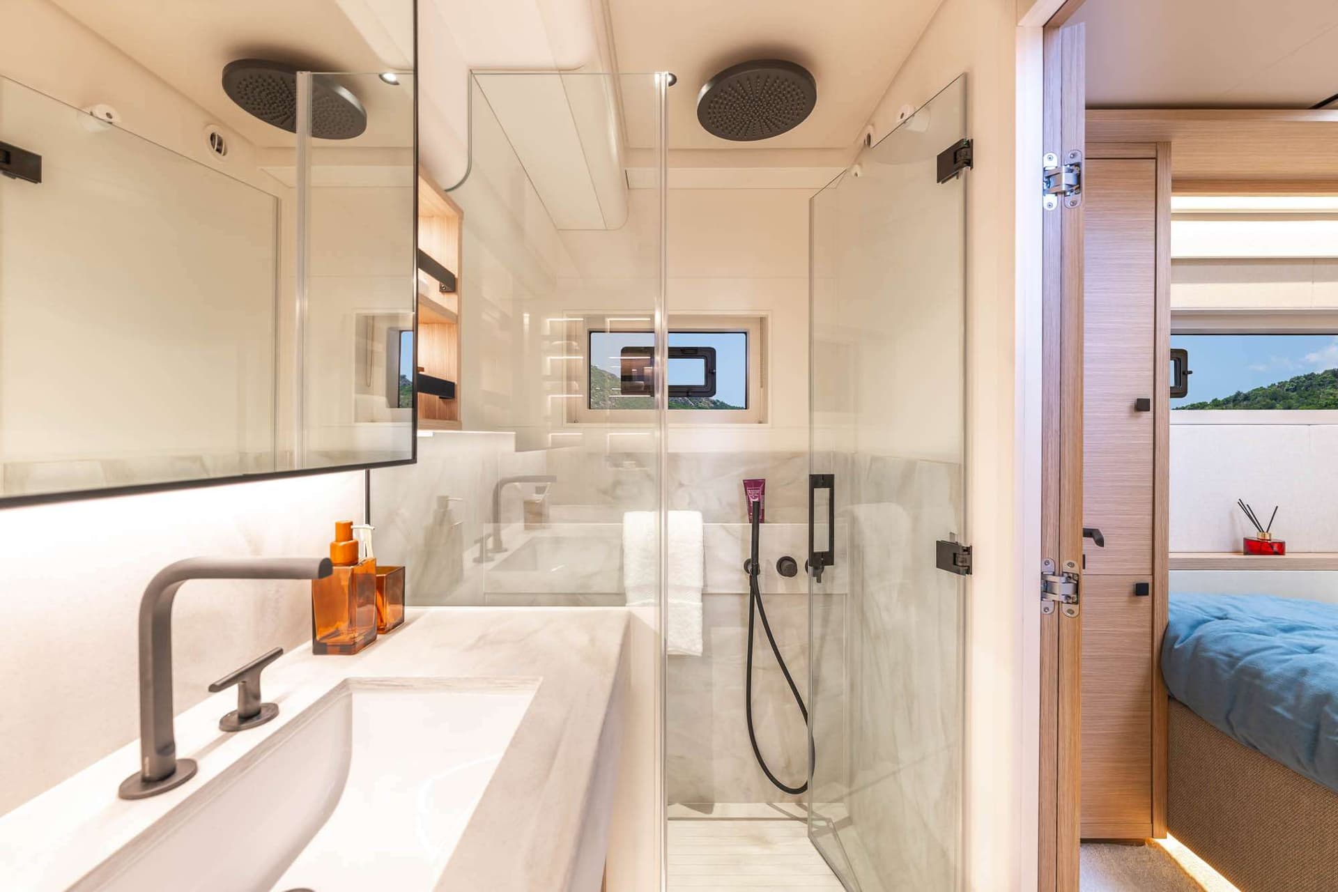 Twin Bath