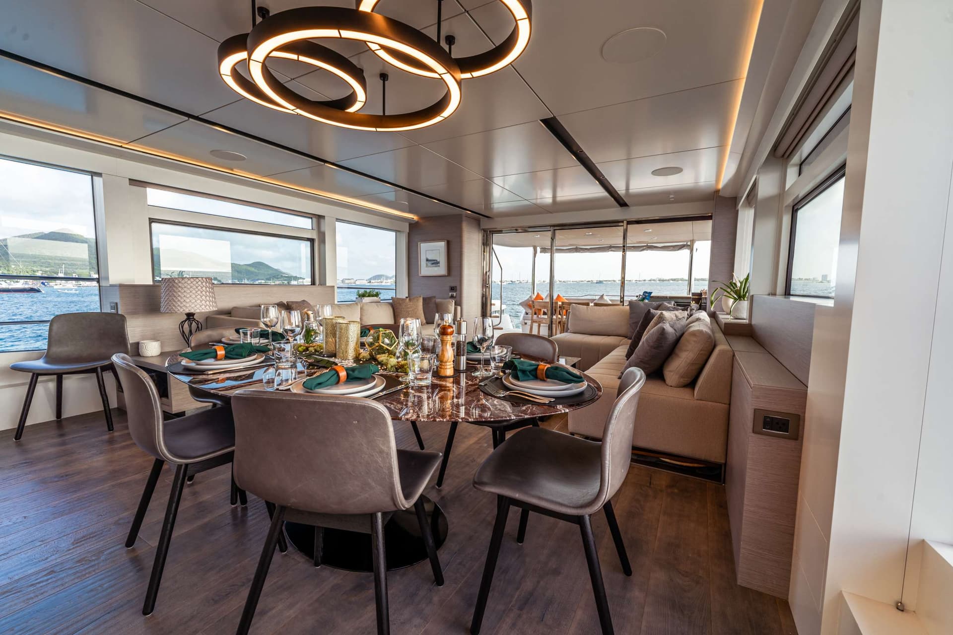 Formal Dining