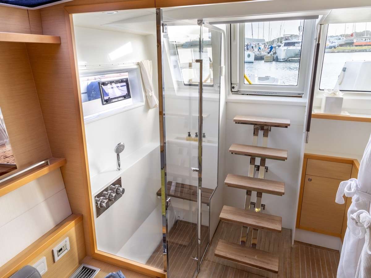 Master Ensuite Shower
