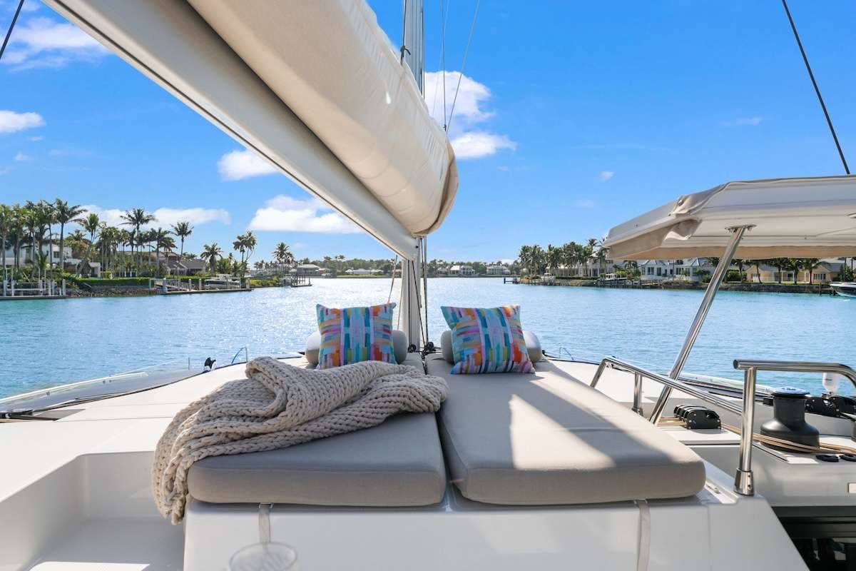 Flybridge Sunbeds