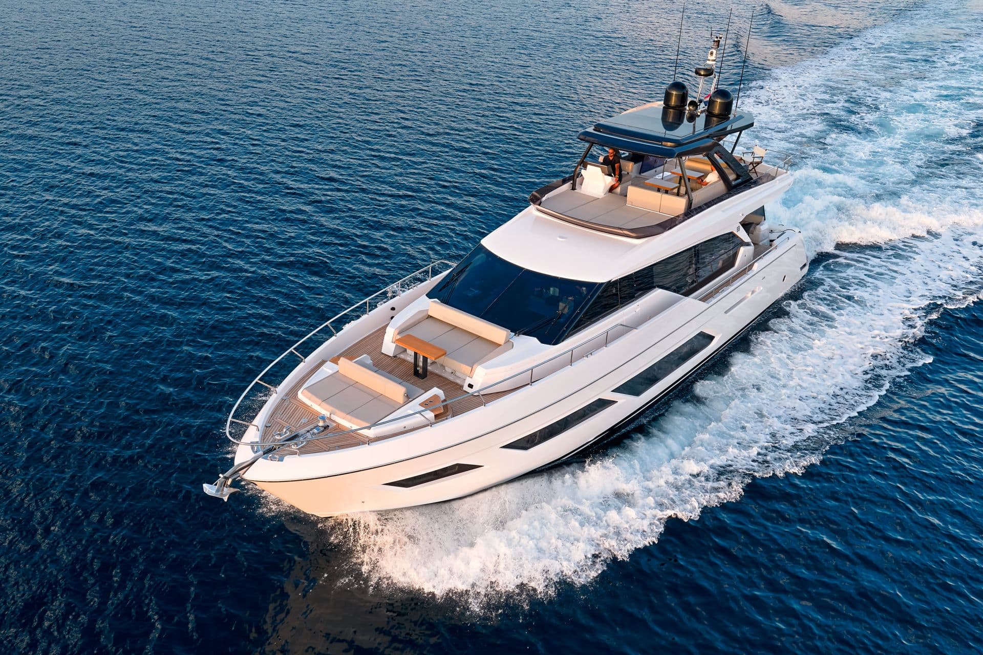 WE2 – Ferretti