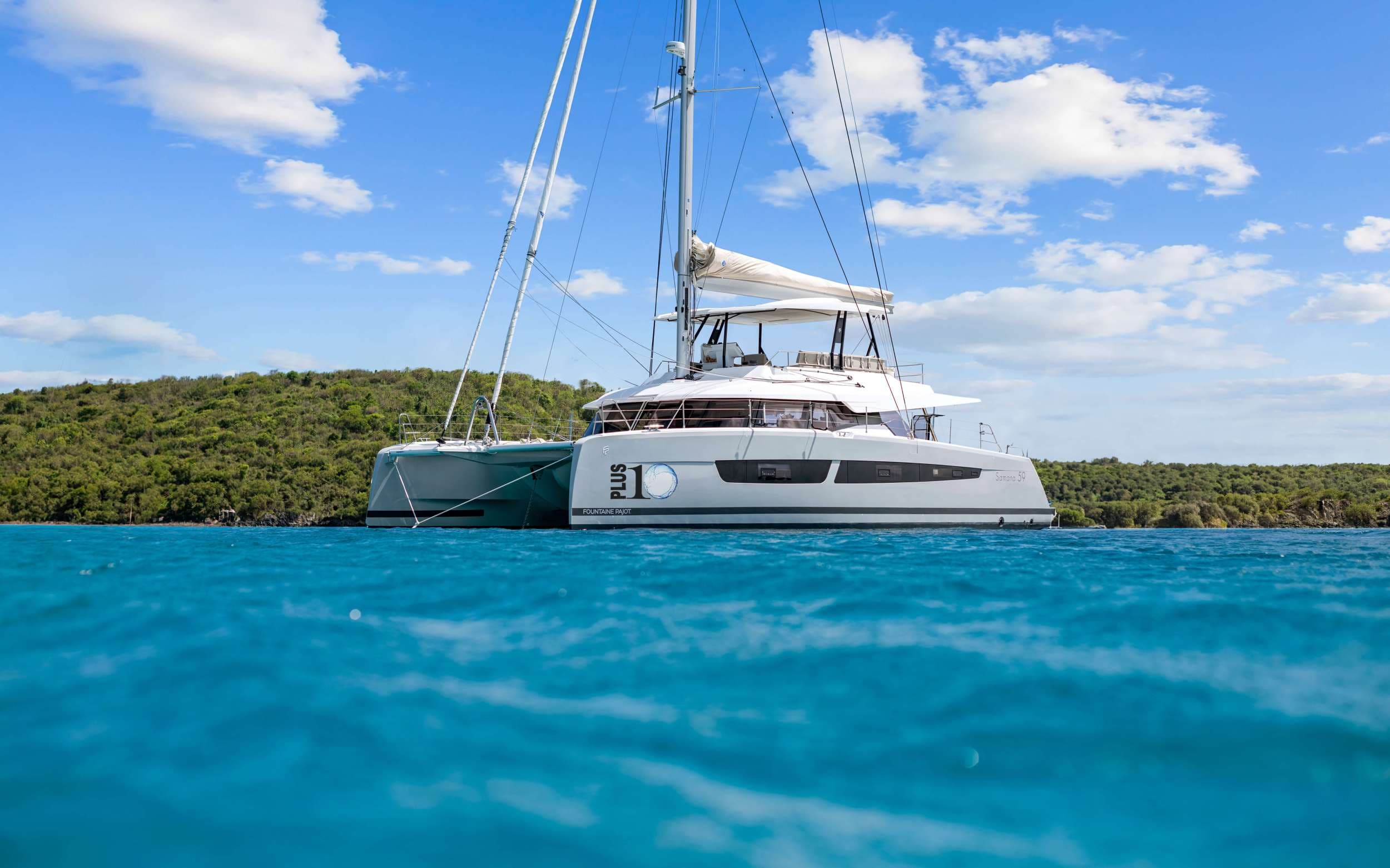 PLUS 10 – Fountaine Pajot