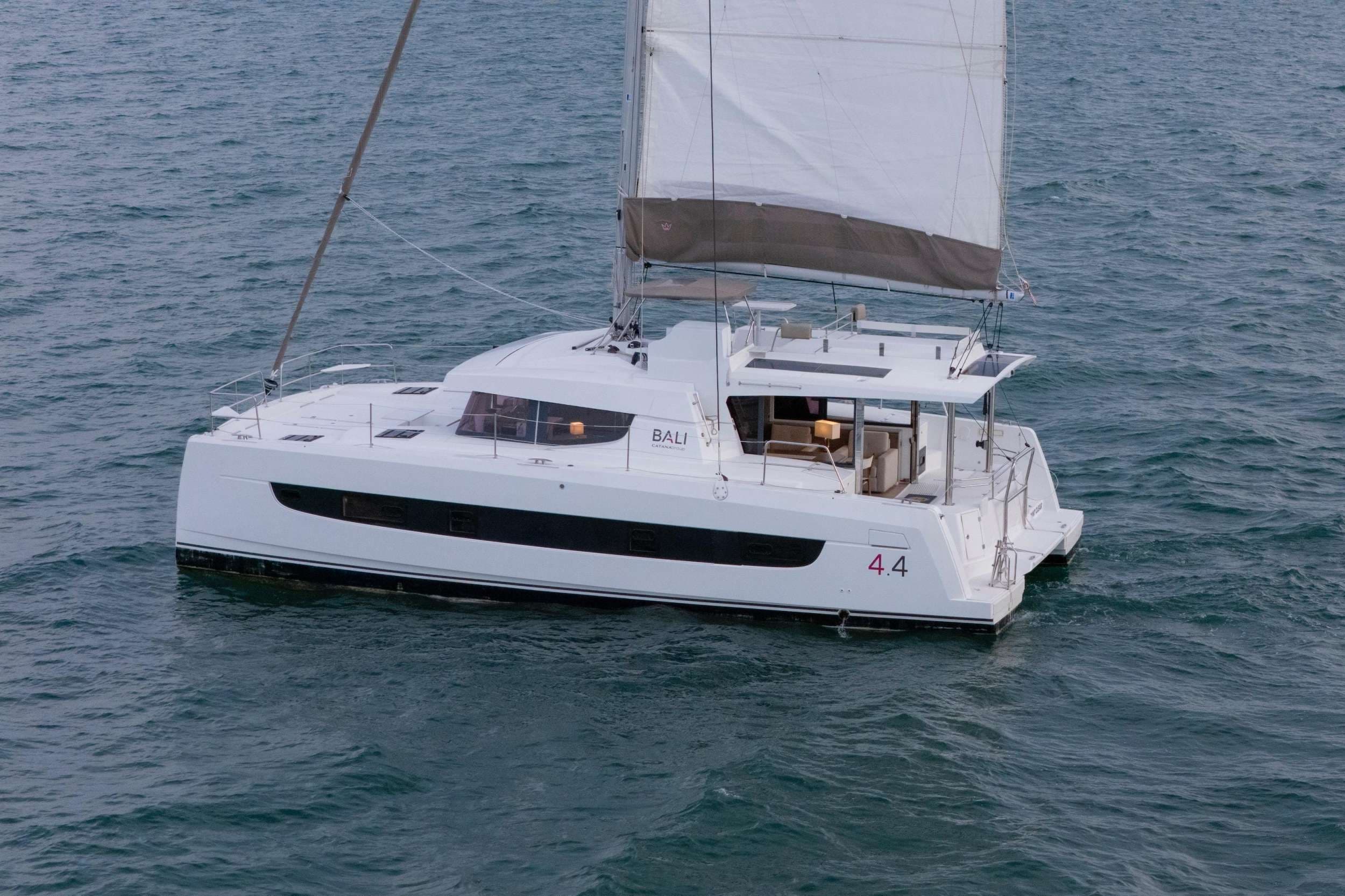 LUNARA (Formerly Point Clear) – Bali Catamarans