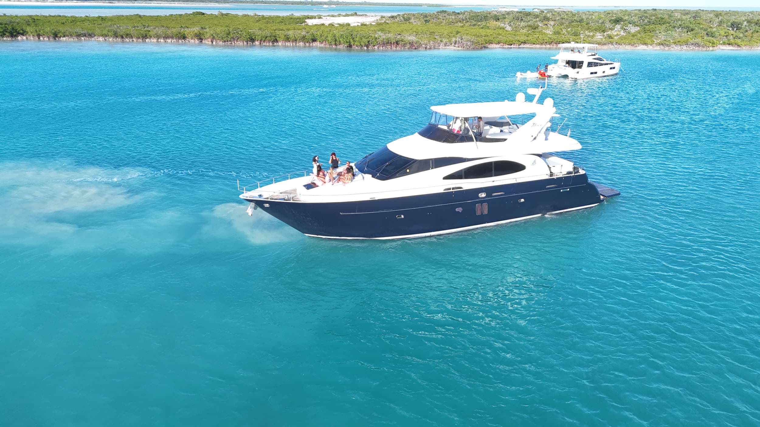 Saphire Blue – Azimut