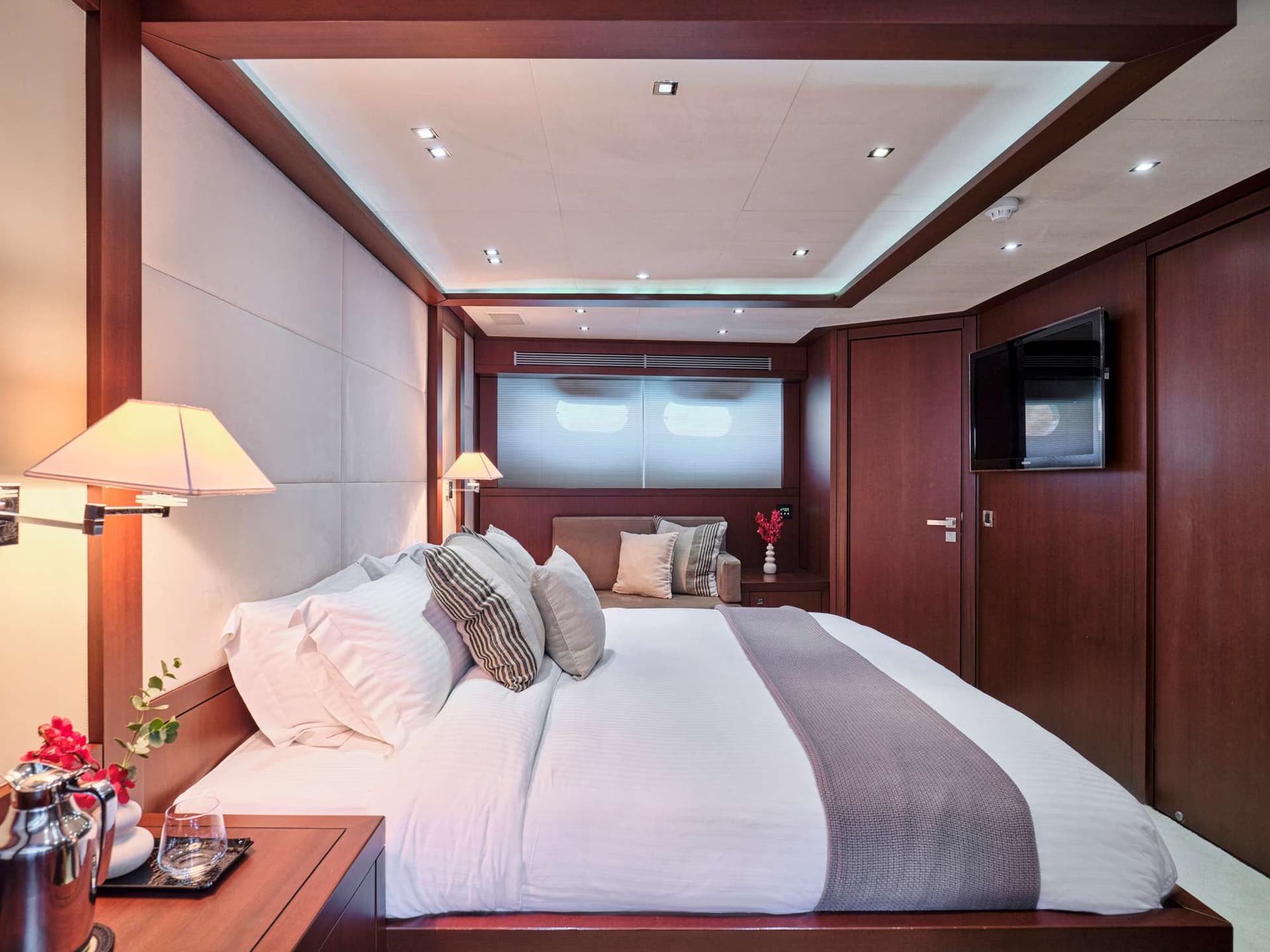 Vip Cabin