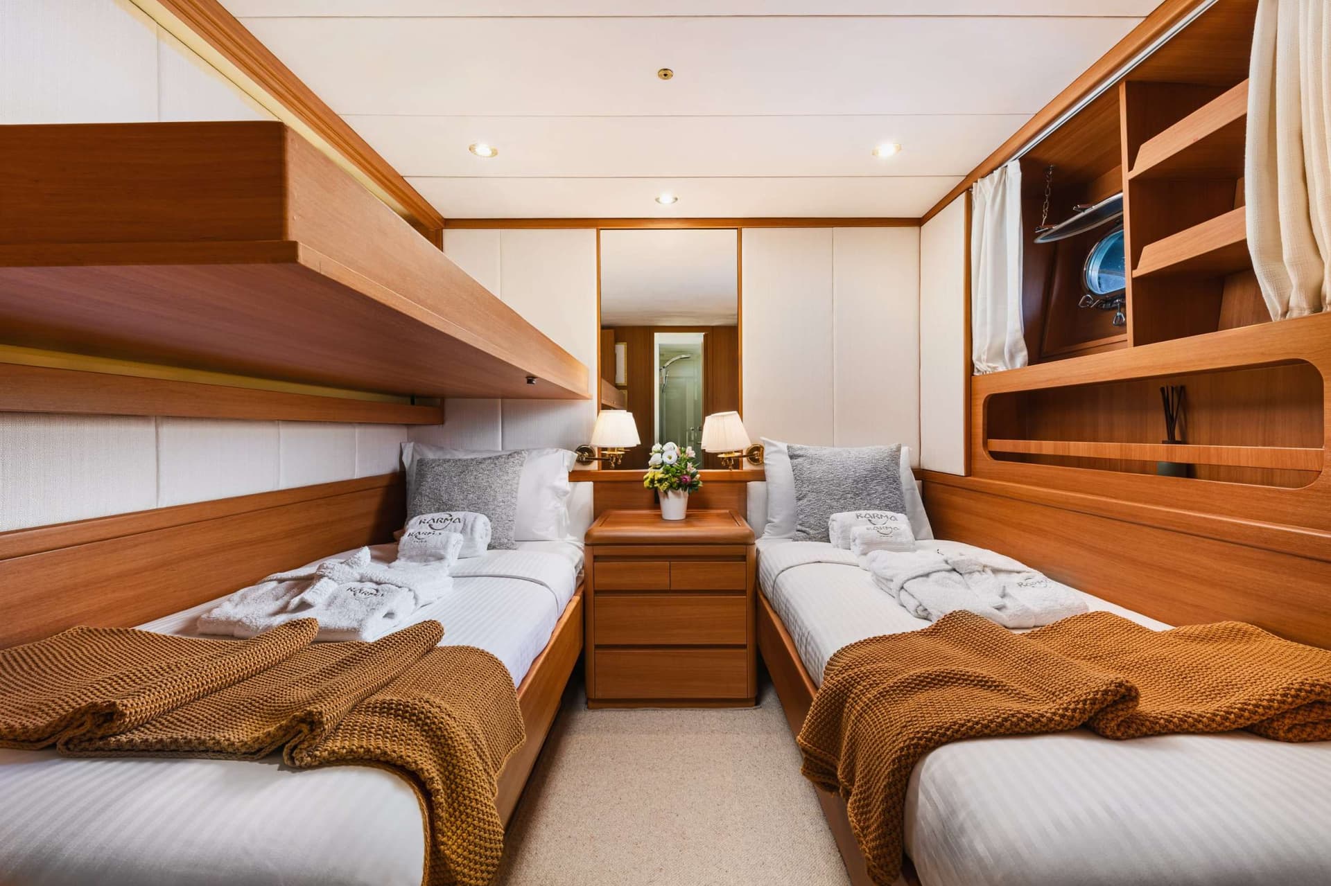 Portside Twin cabin with an extra Pullman berth
