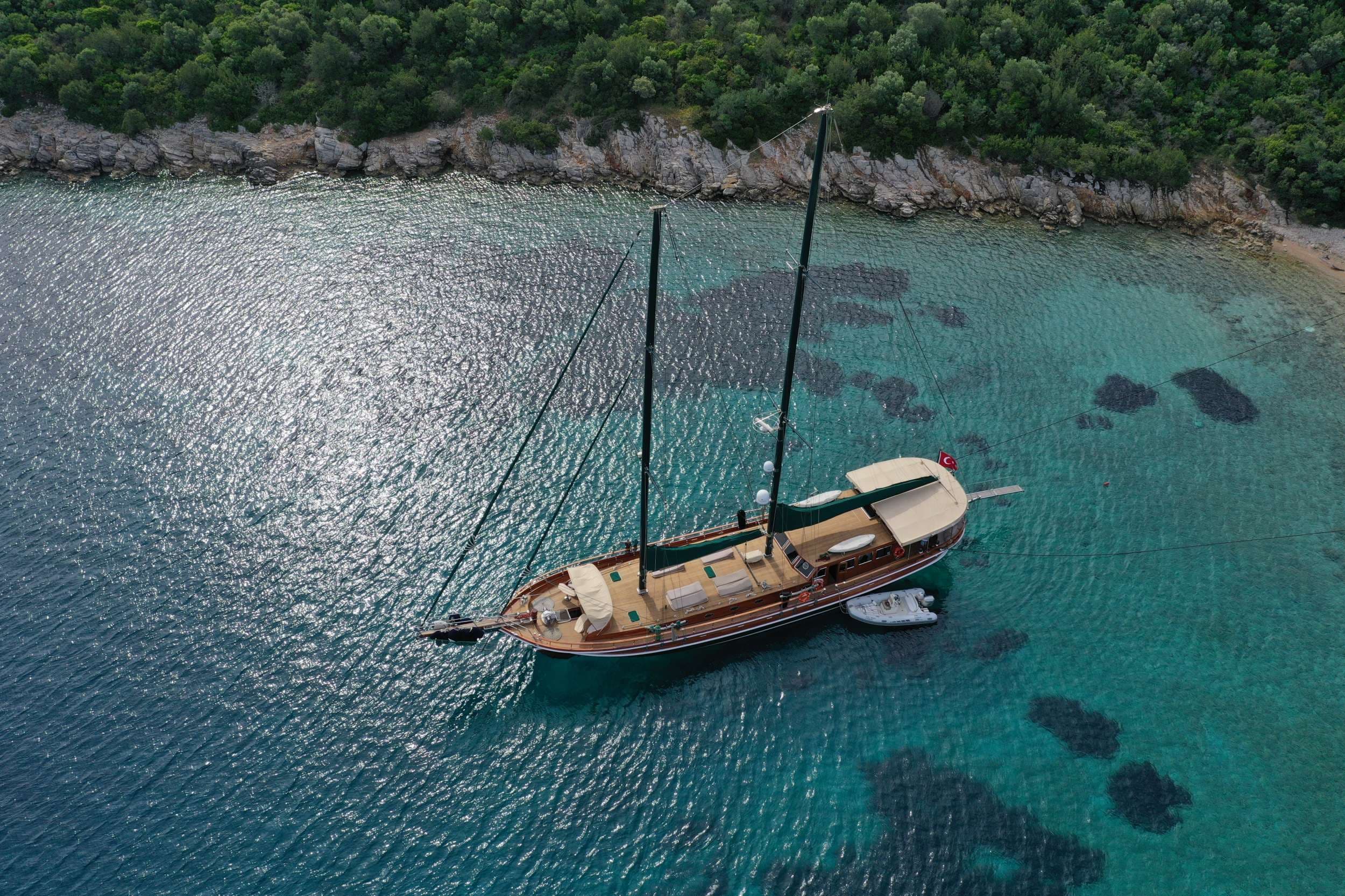 ROS MARE – Custom