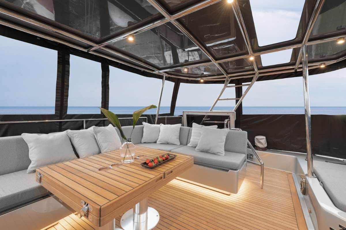 Flybridge