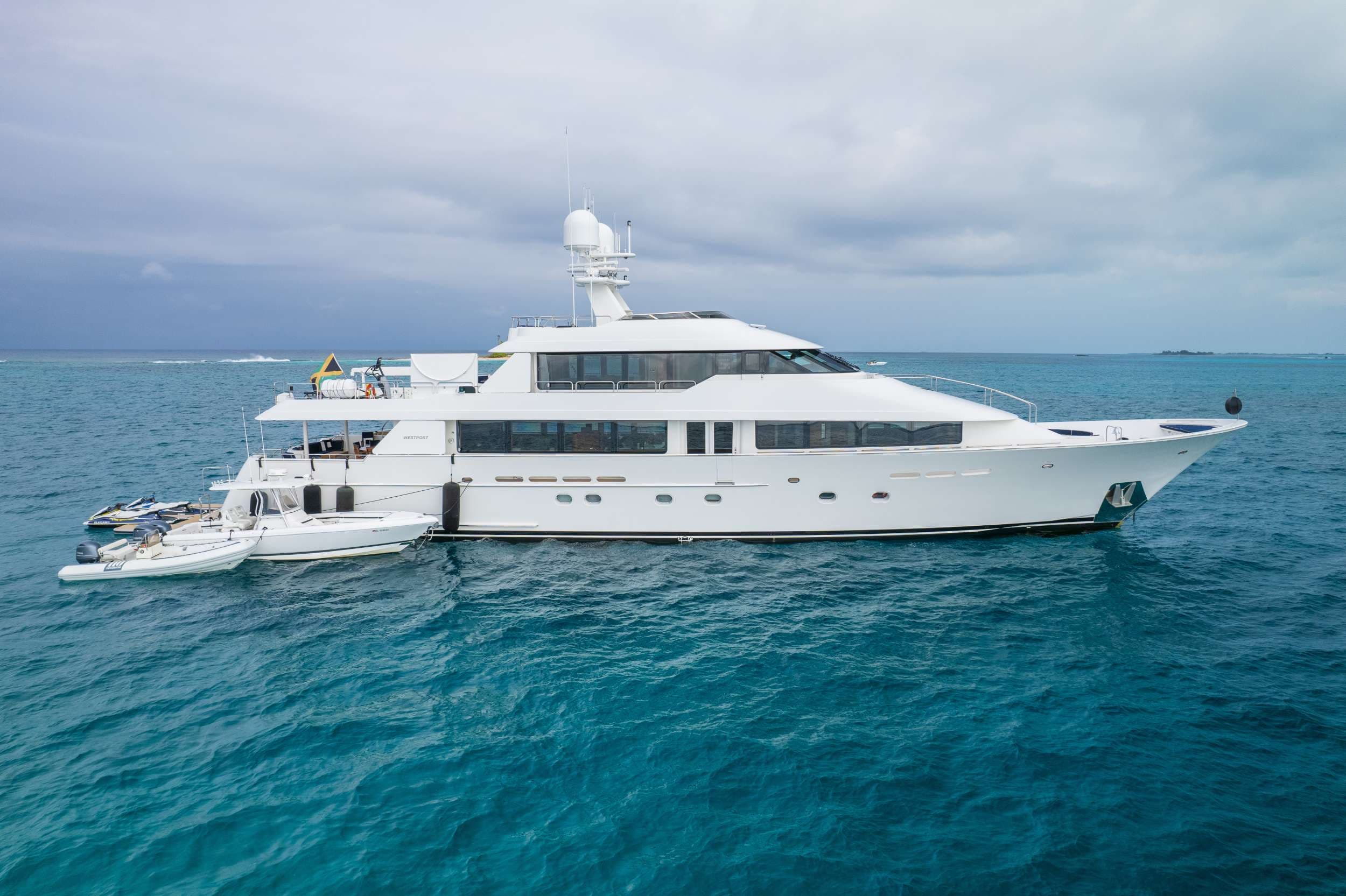 AVALINA – Westport