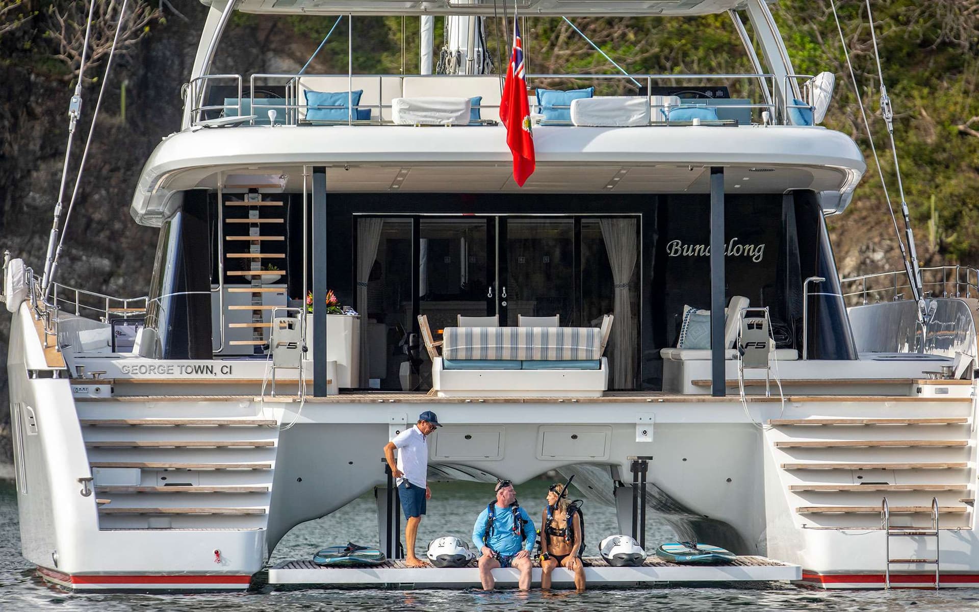 The aft platform can be raised or lowered for ease of water access