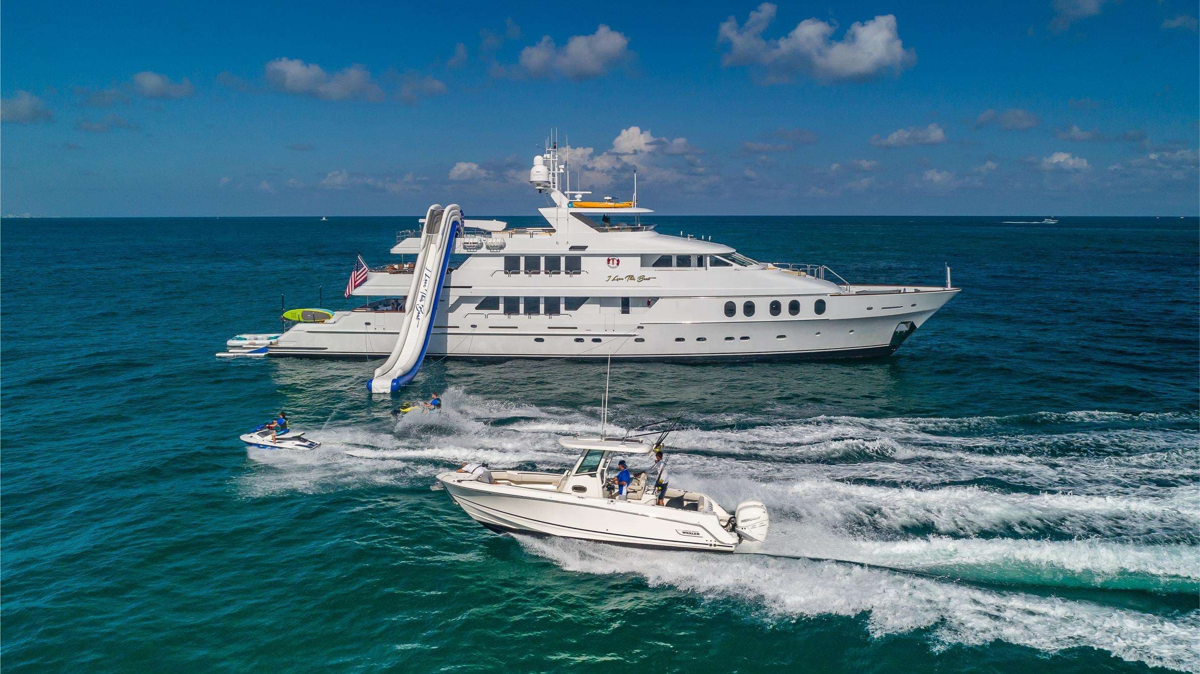 I LOVE THIS BOAT – Christensen