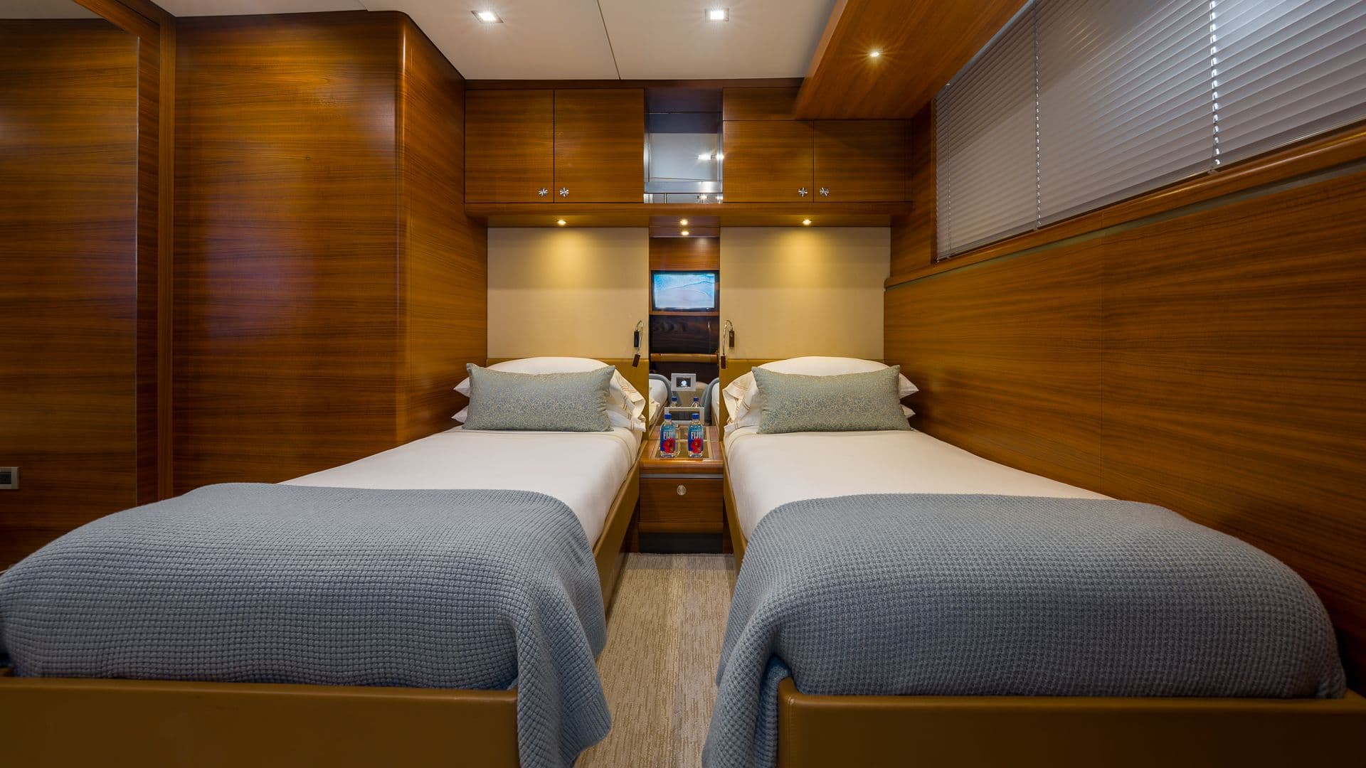 Twin Stateroom #1 with Pullman Mid Ship (Stbt)
