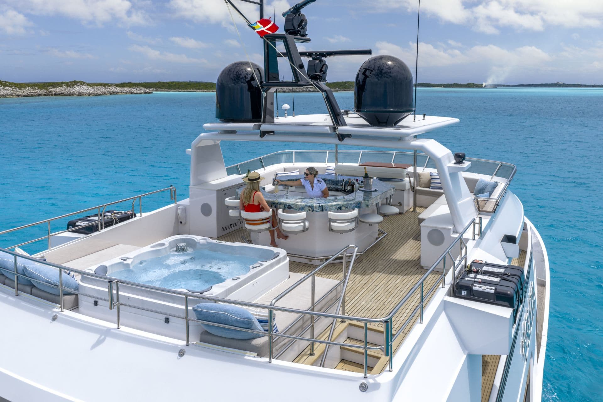 Sun Deck with Jacuzzi and Bar