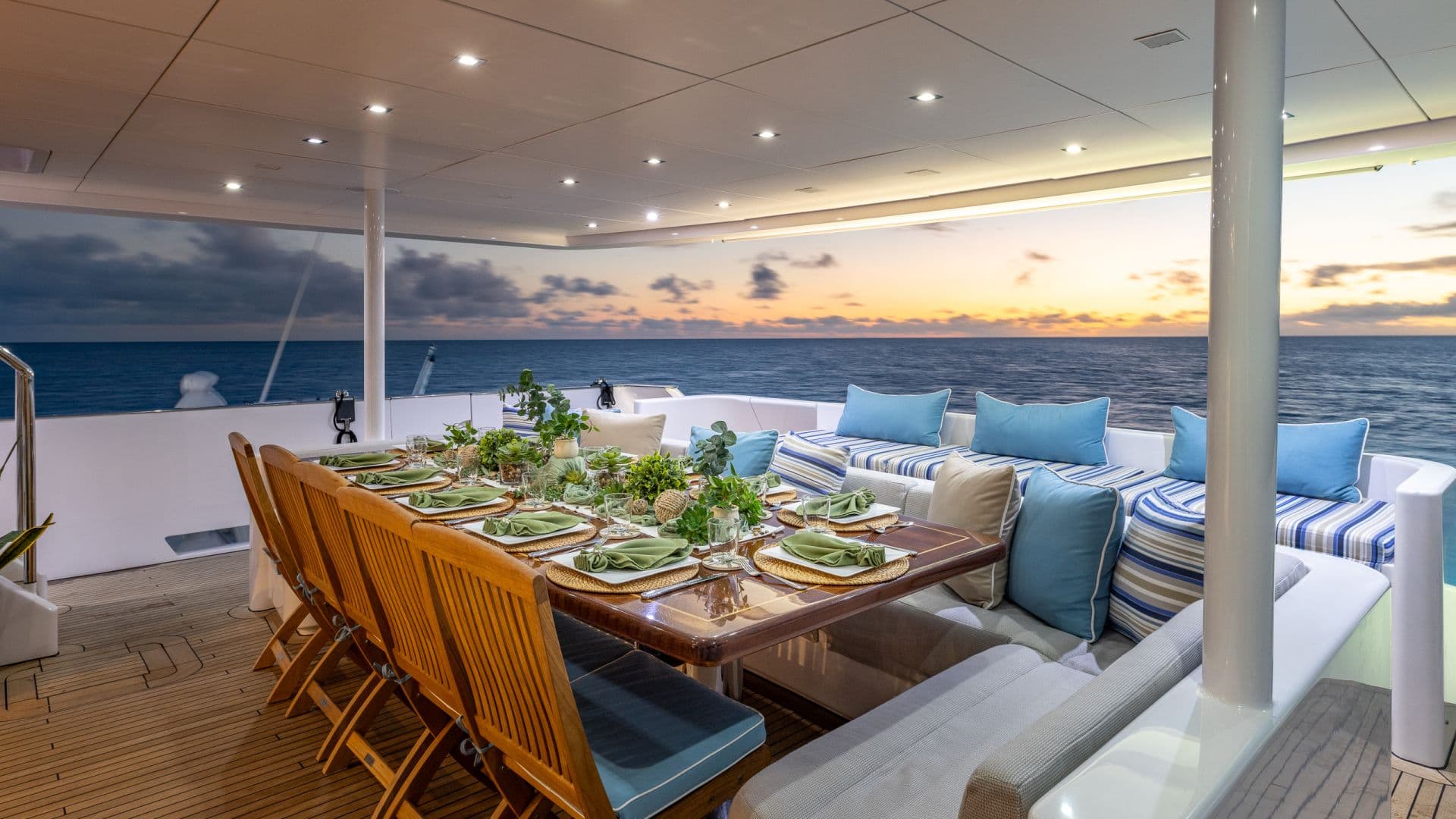Aft Deck Aft
