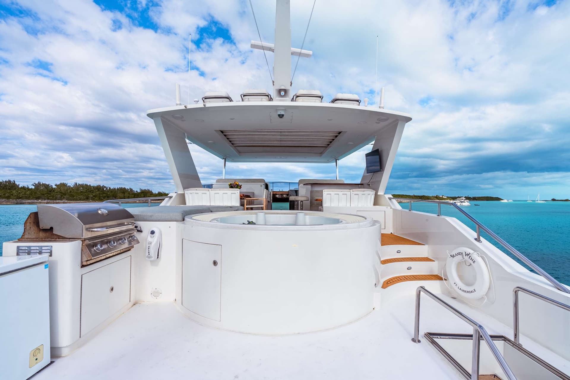 Flybridge Deck