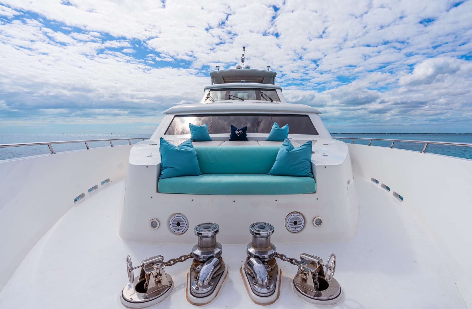 Bow Seating
