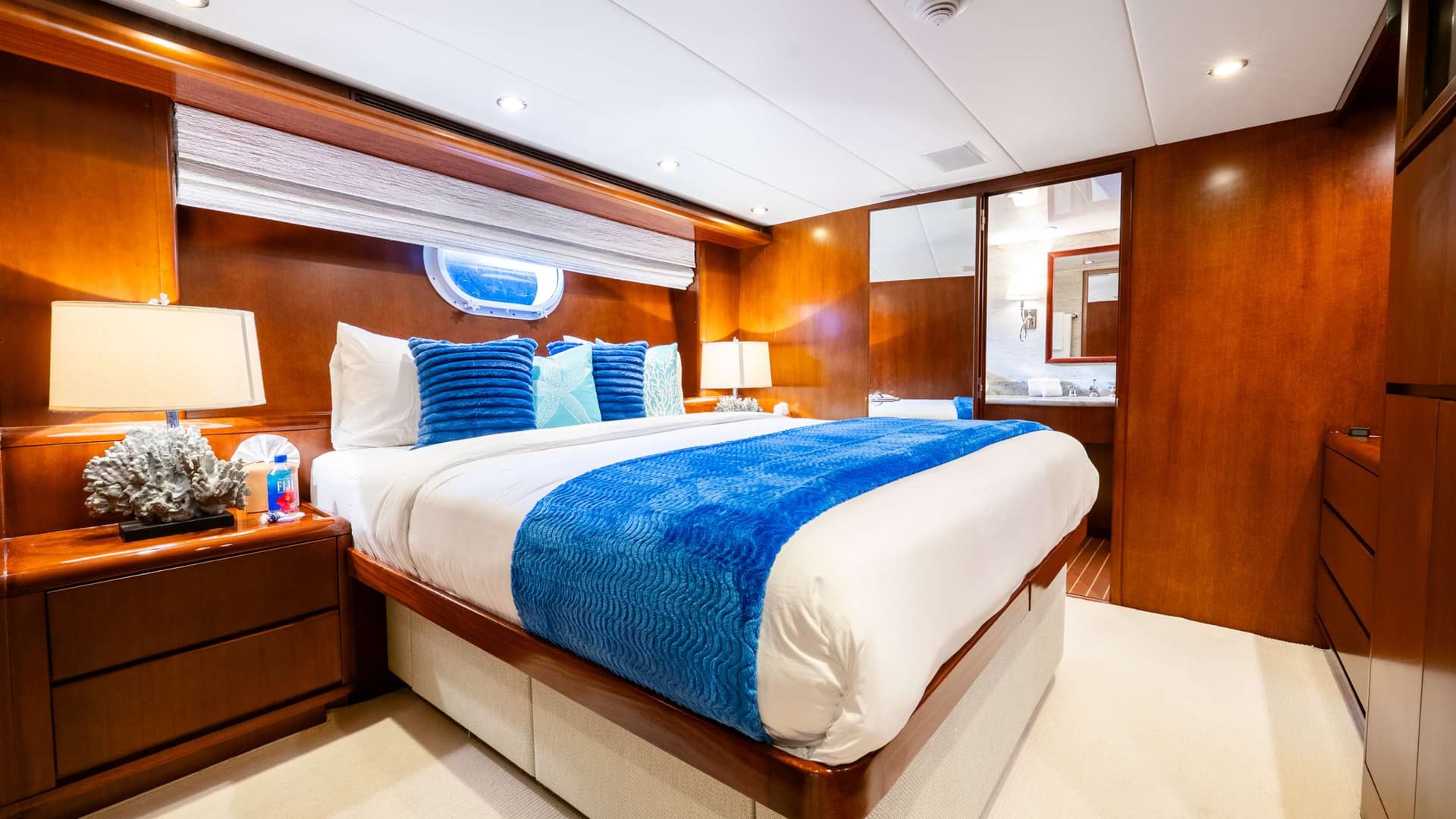 VIP Queen Stateroom 2