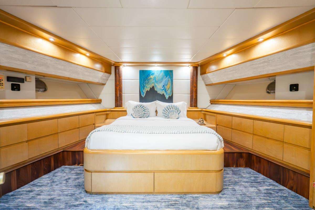 Queen Guest Stateroom