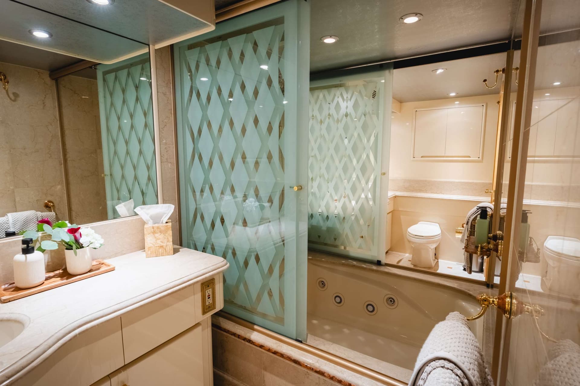 Primary Stateroom Ensuite