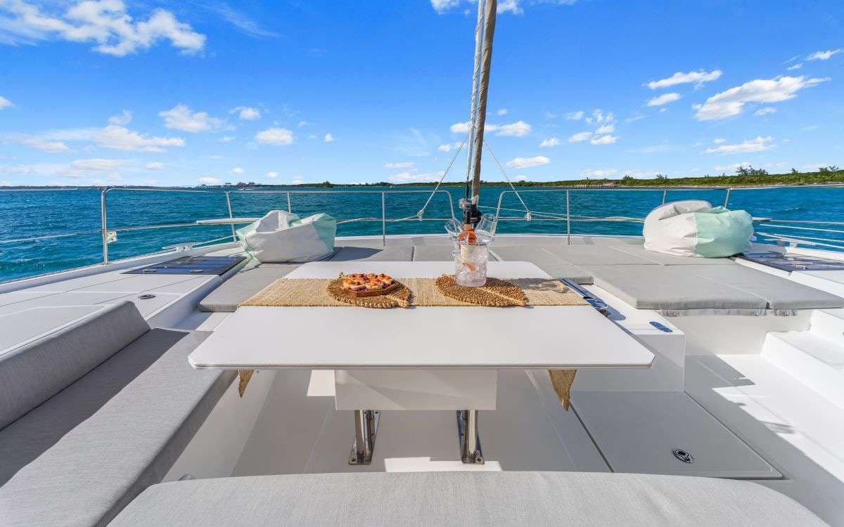 NAUTI DOGS 5.4