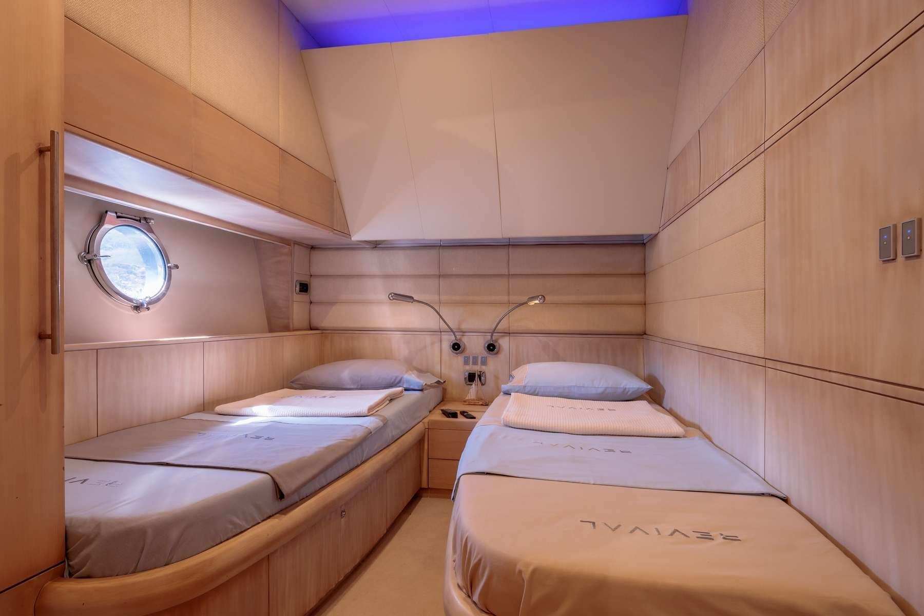 Twin cabin