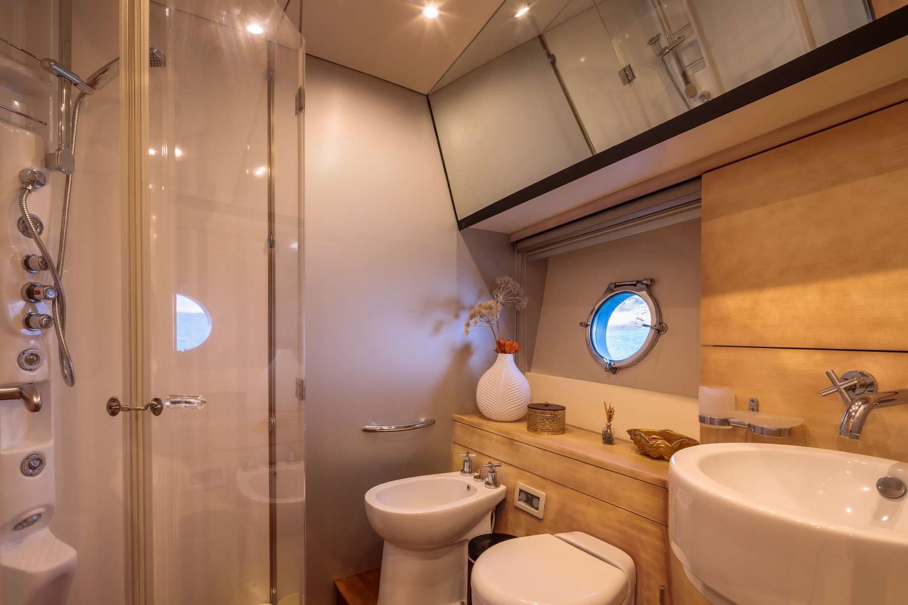 VIP bathroom