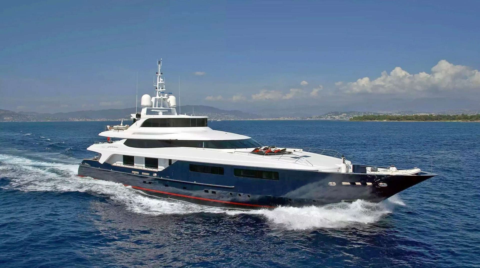 BURKUT – Custom