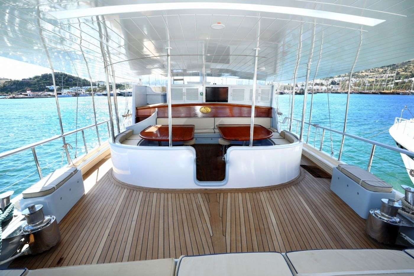 AEGEAN CLIPPER