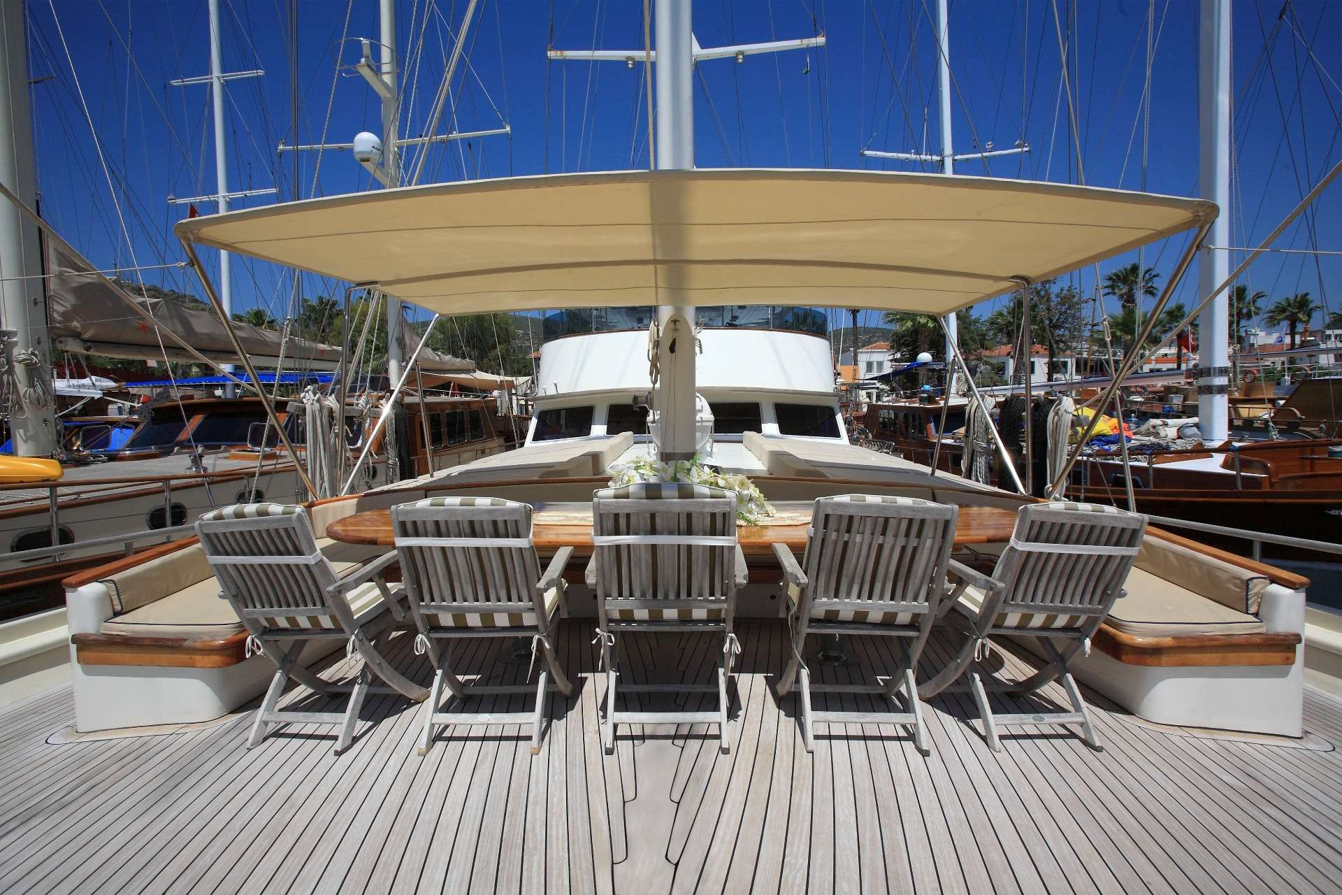 AEGEAN CLIPPER