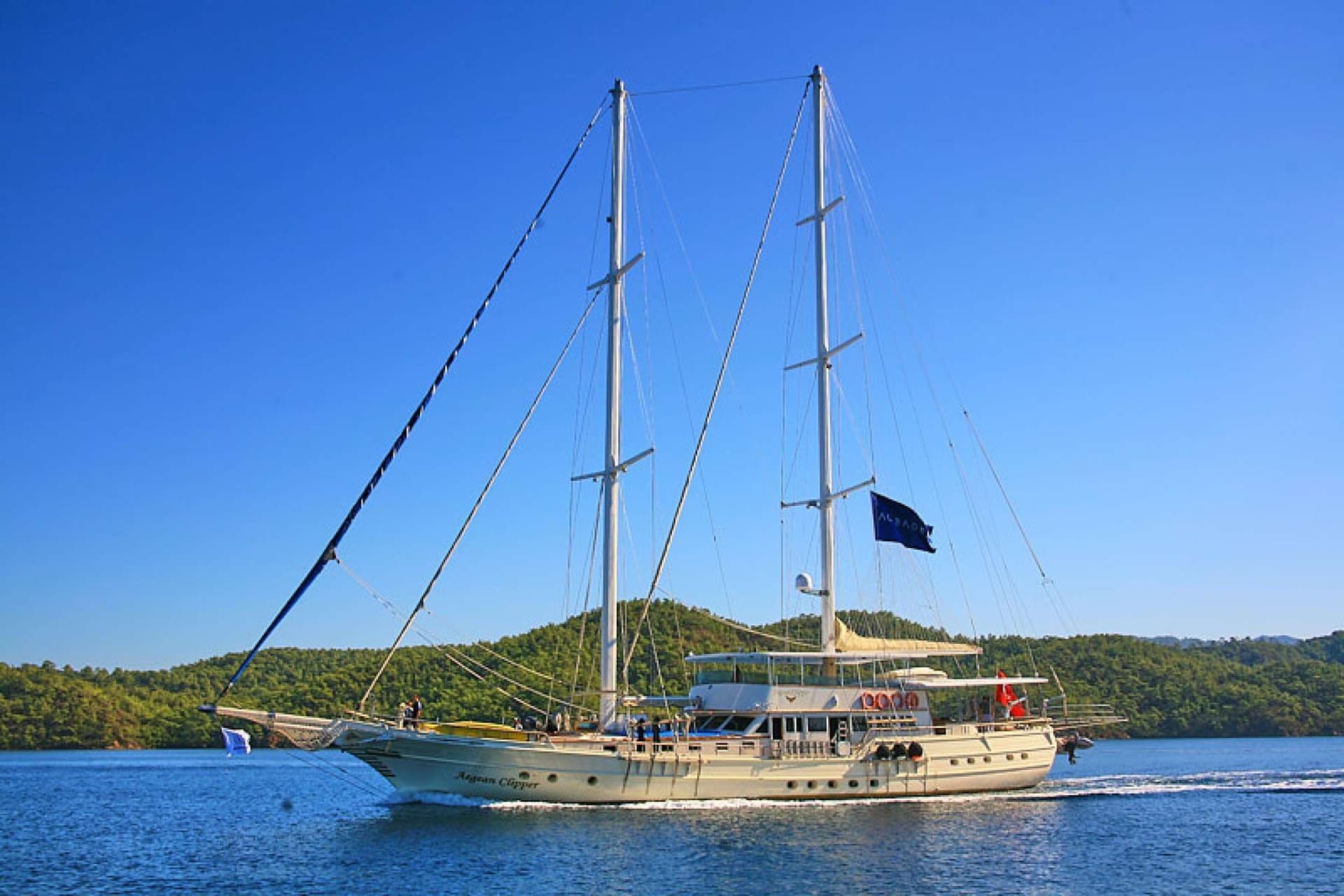 AEGEAN CLIPPER