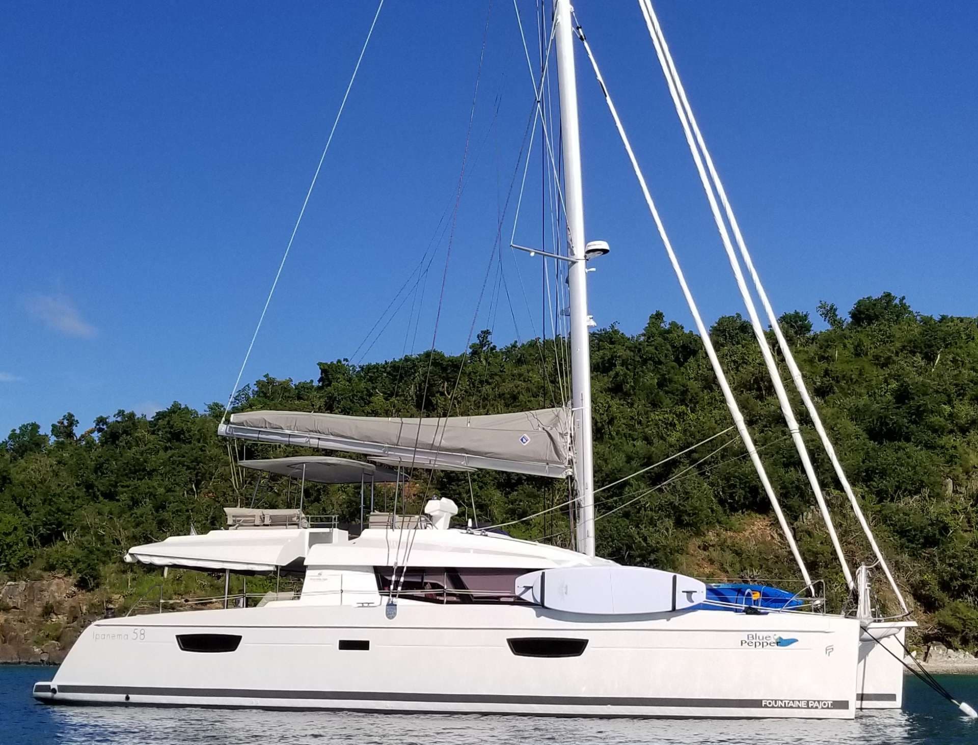 BLUE PEPPER – Fountaine Pajot