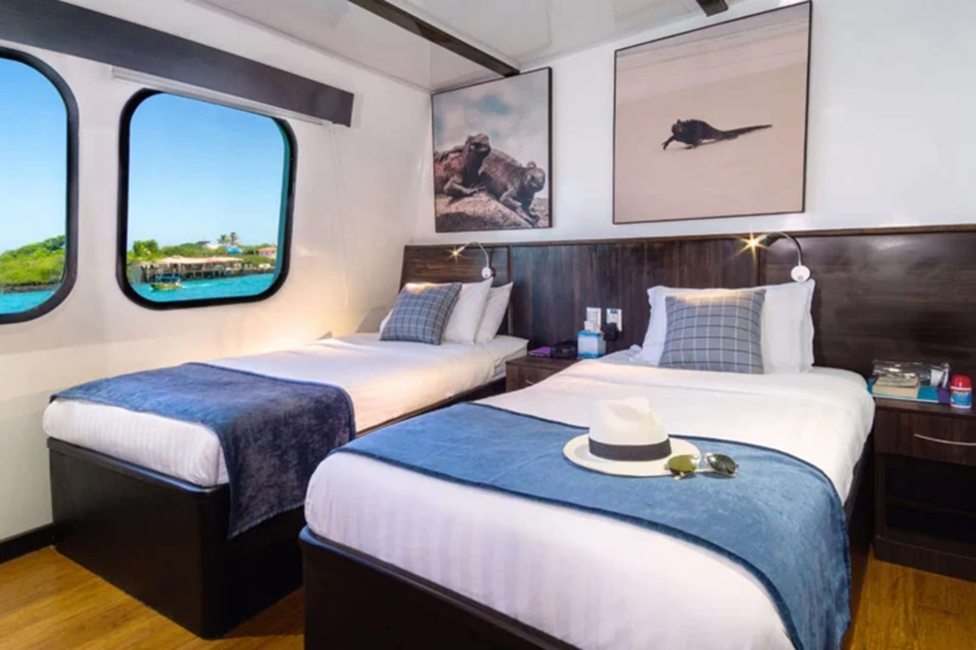 STANDARD MAIN DECK CABIN