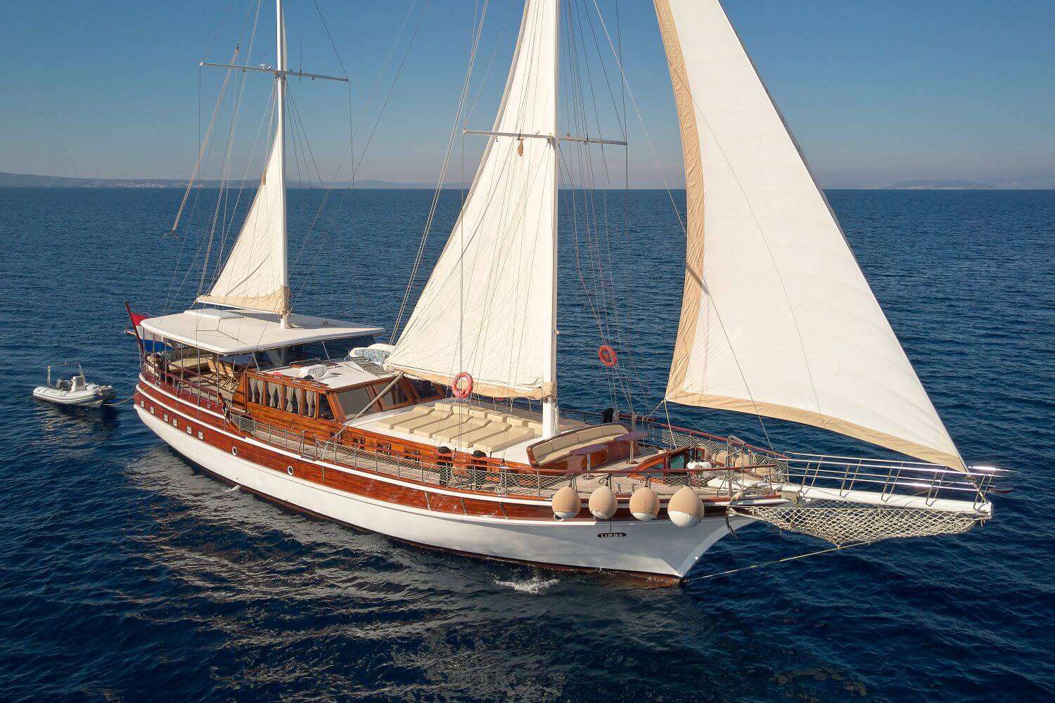 Linda – Aegean Build