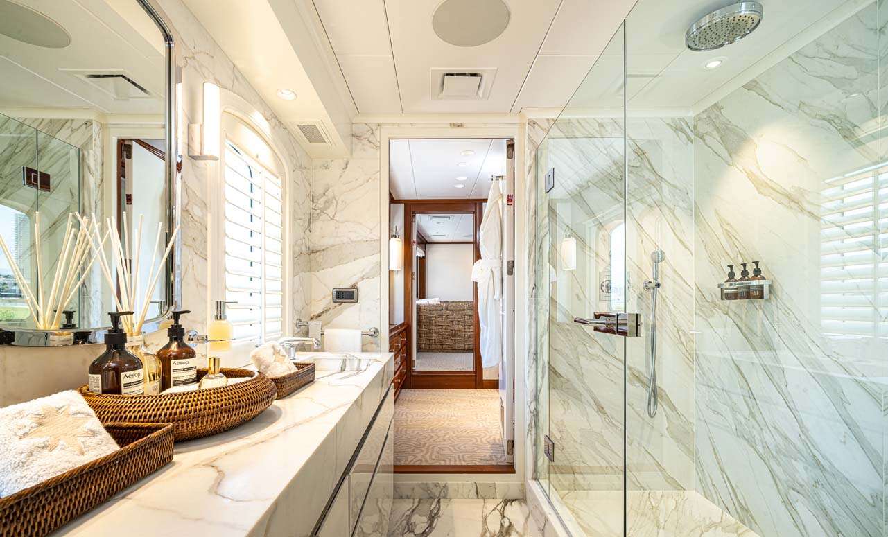 Owner's En Suite Bath